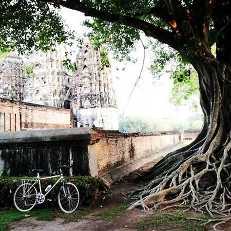 Sukhothai Cozy Hostel And Dorm Esterno foto