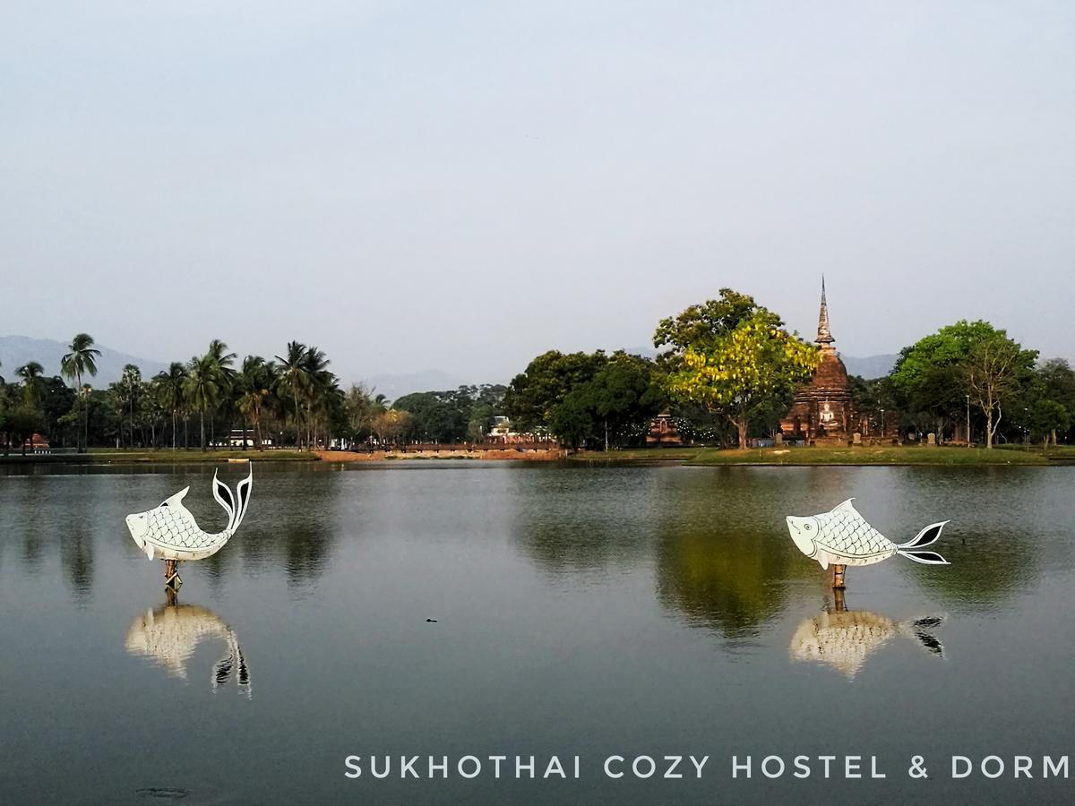 Sukhothai Cozy Hostel And Dorm Esterno foto