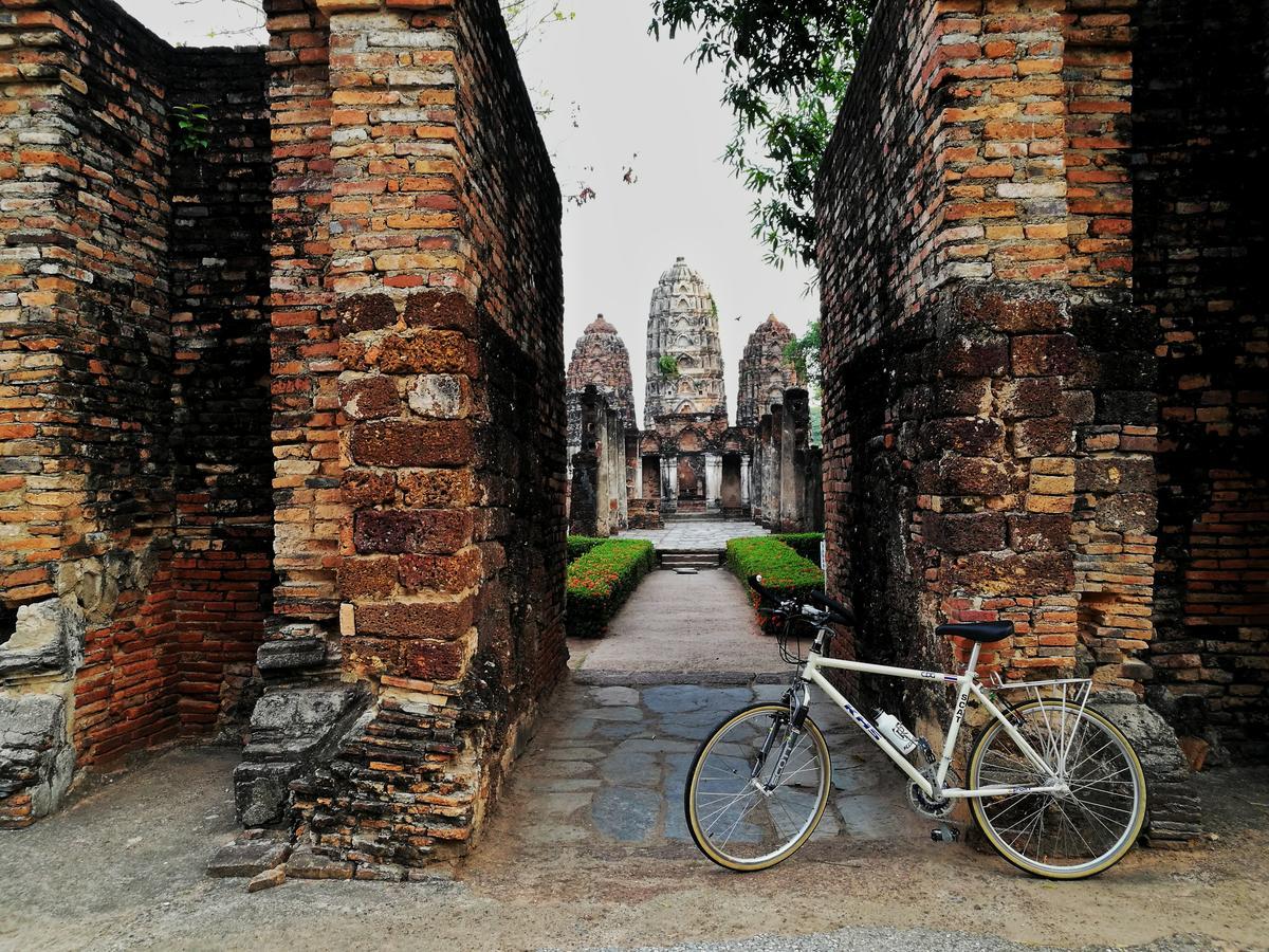 Sukhothai Cozy Hostel And Dorm Esterno foto