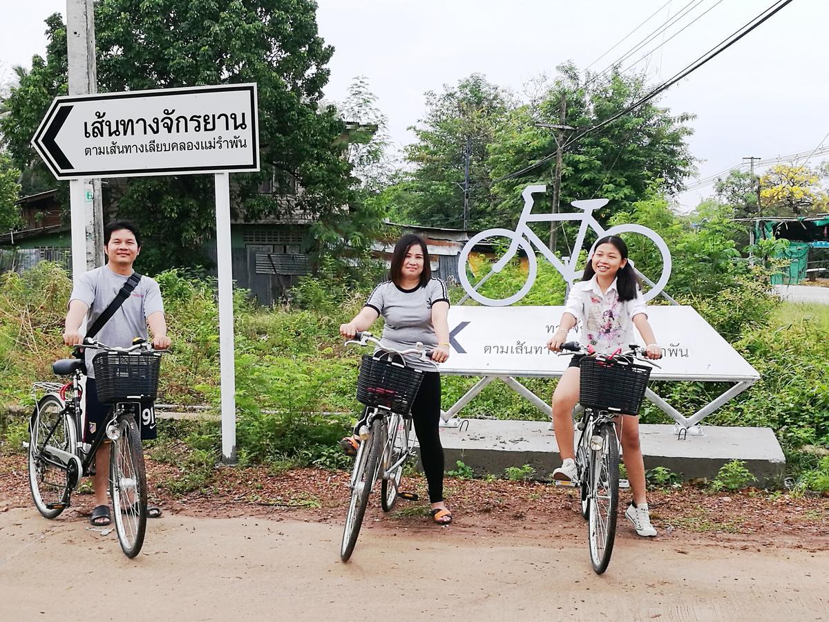 Sukhothai Cozy Hostel And Dorm Esterno foto